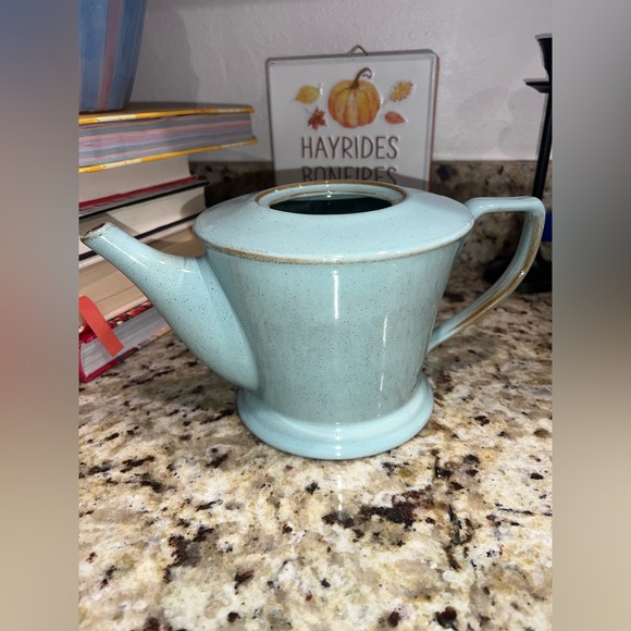 Prairie turquoise by Interiors stoneware teapot.  Like new condition.  Retired. - Picture 5 of 7